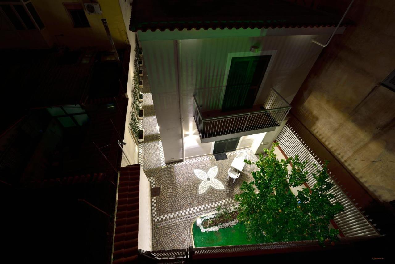 B&B Peonies Castellammare di Stabia Exterior foto